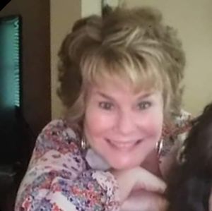 Meet your Posher, Carole